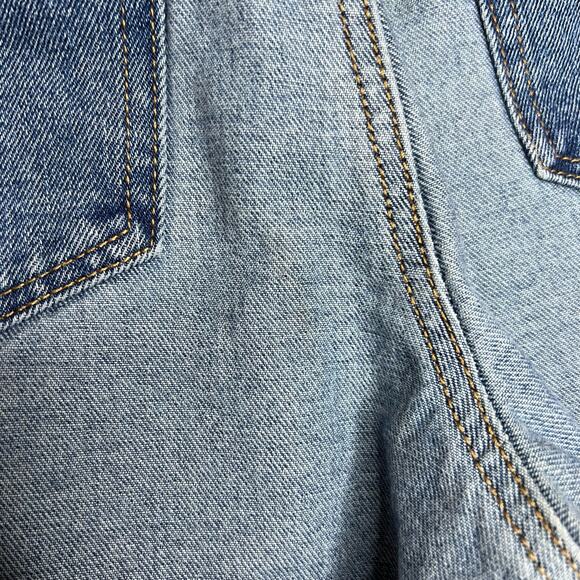 Binkie The Bunny Between A And B Unique Mixed Tone Jeans Raw Hem Size Medium - Picture 8 of 9